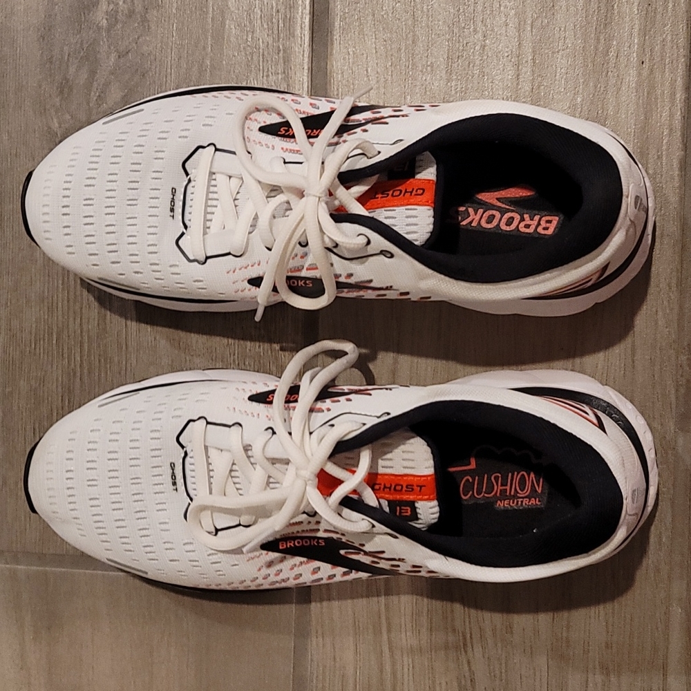Brooks Ghost 13 Women's size 11 wide (D)